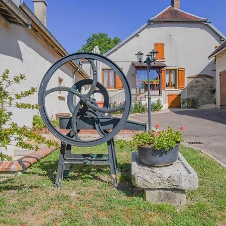 Holiday home Le Clos Du Grand Verger *