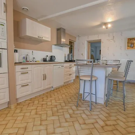 Holiday home Le Clos Du Grand Verger Briel-sur-Barse